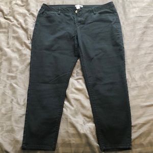 Express Capri Black Jeans
